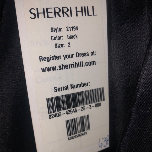 Backless Sherri Hill short black dress - Picture 2 of 5